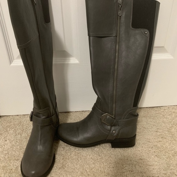 Guess Gray BOOTS - Picture 5 of 6
